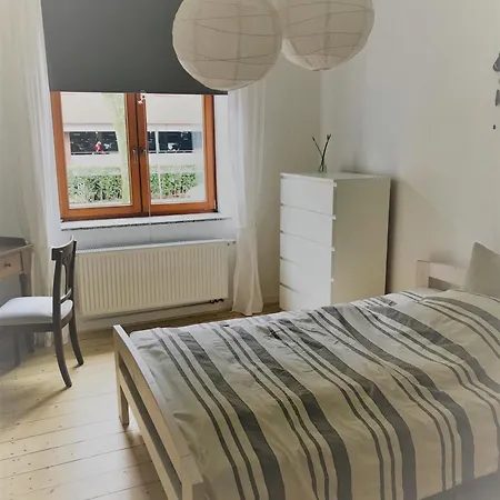 Wohlfühloase Im Schönen Bochum-ehrenfeld * Niederdorla